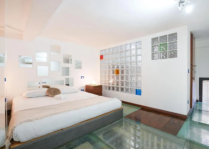 Industrial Loft *