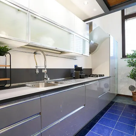 Industrial Loft * Milánó